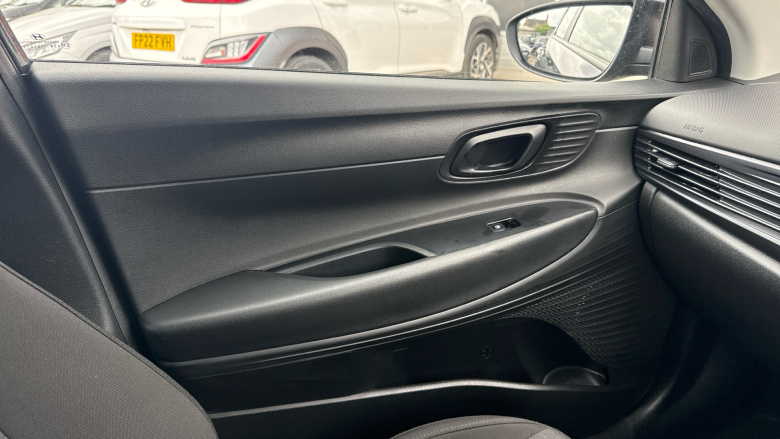 Hyundai i20 1.0T GDi 48V MHD SE Connect 5dr Petrol Hatchback